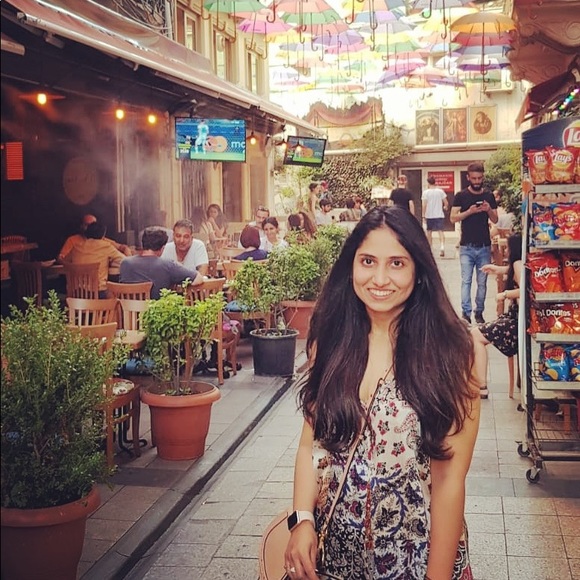 Meet your Posher, Nikita - Picture 1 of 1